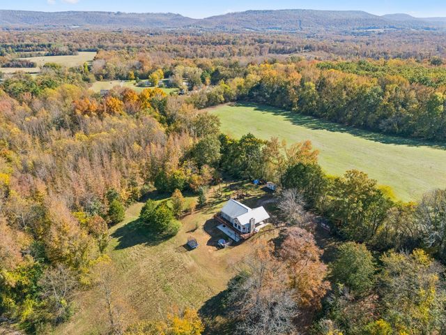 232 Covenant Ln, Mcminnville, TN 37110