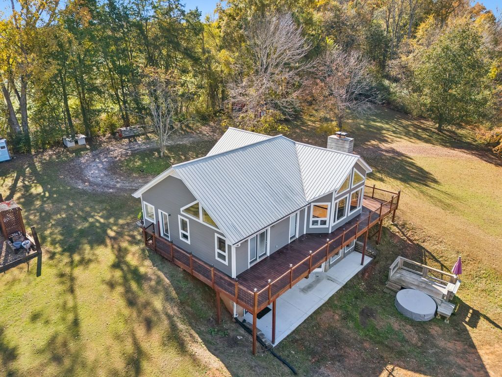 232 Covenant Ln, Mcminnville, TN 37110