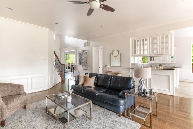 10110 Betty Jane Lane, Dallas, TX 75229