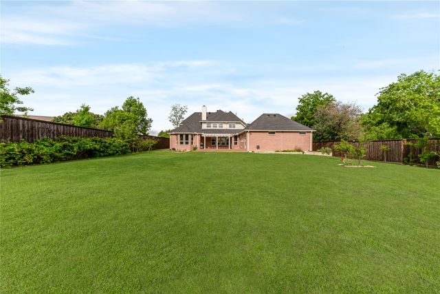 10110 Betty Jane Lane, Dallas, TX 75229