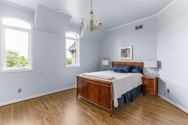 10110 Betty Jane Lane, Dallas, TX 75229