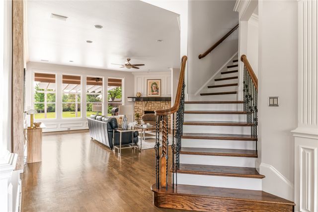 10110 Betty Jane Lane, Dallas, TX 75229