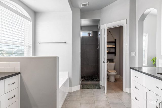 1127 Overland Trail St, Middleton, ID 83644