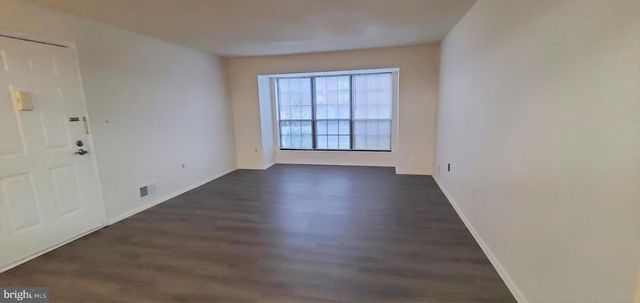 2 FEILER CT, Lawrence Township, NJ 08648
