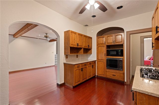 1371 Navahoe Drive, Mt Lebanon, PA 15228