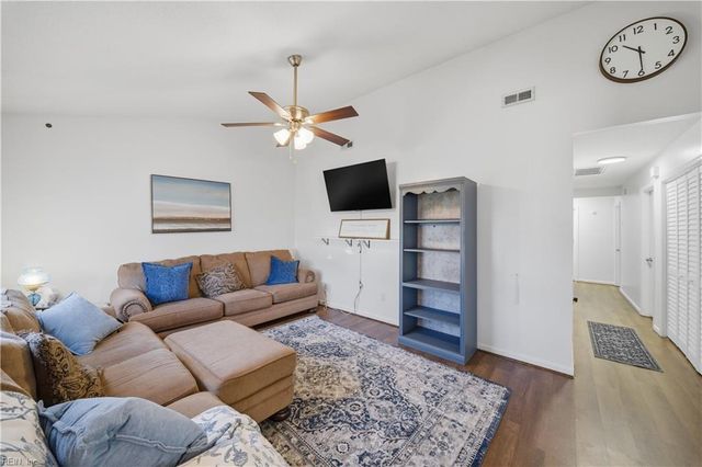 107 Old Oak RD, Elizabeth City, NC 27909