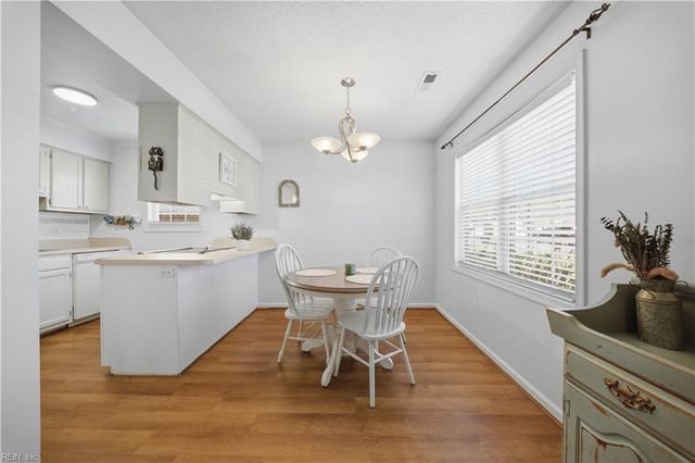 107 Old Oak RD, Elizabeth City, NC 27909