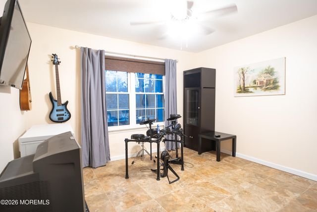 2402 Candlelight Court 2402, Helmetta, NJ 08828