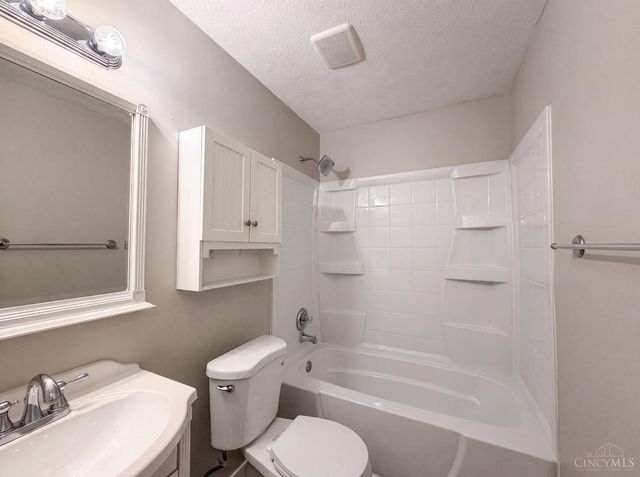 5569 Partridge Circle, West Chester, OH 45069