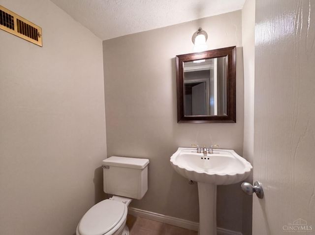 5569 Partridge Circle, West Chester, OH 45069