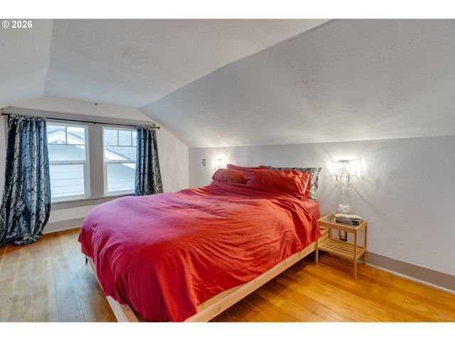 7217 N POLK Ave, Portland, OR 97203