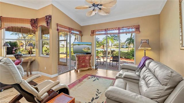 2237 Heritage Greens DR, Naples, FL 34119