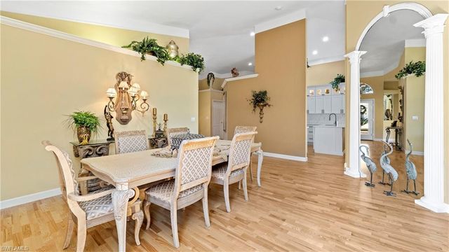 2237 Heritage Greens DR, Naples, FL 34119