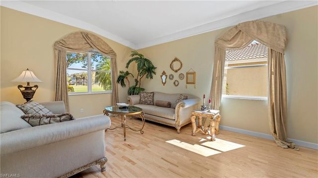 2237 Heritage Greens DR, Naples, FL 34119