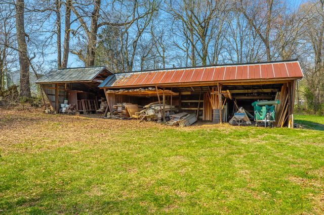 724 Watts Bar Highway, Spring City, TN 37381