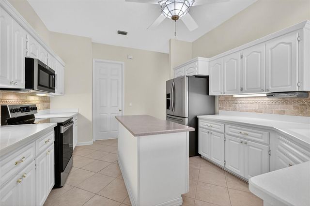 5858 NW 27TH PLACE, Ocala, FL 34482