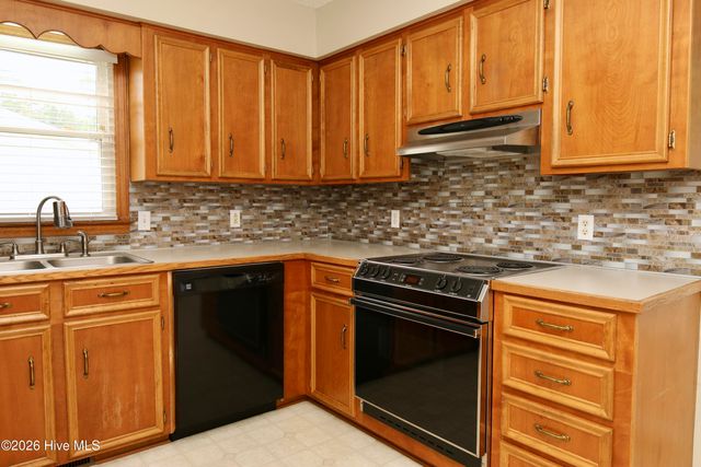 126 Edgewater Road, Washington, NC 27889