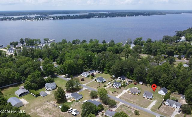 126 Edgewater Road, Washington, NC 27889