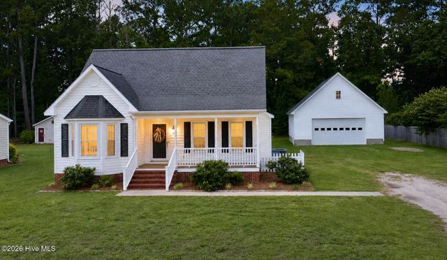 126 Edgewater Road, Washington, NC 27889