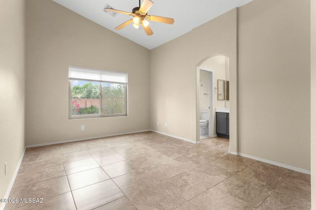 9533 N Englewood Drive, Tucson, AZ 85743