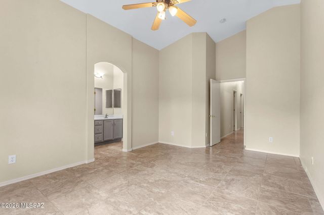 9533 N Englewood Drive, Tucson, AZ 85743