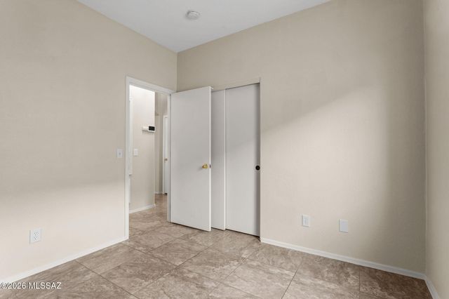 9533 N Englewood Drive, Tucson, AZ 85743