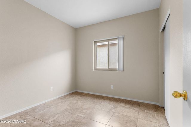 9533 N Englewood Drive, Tucson, AZ 85743