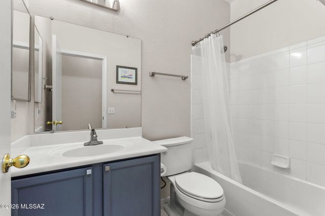 9533 N Englewood Drive, Tucson, AZ 85743