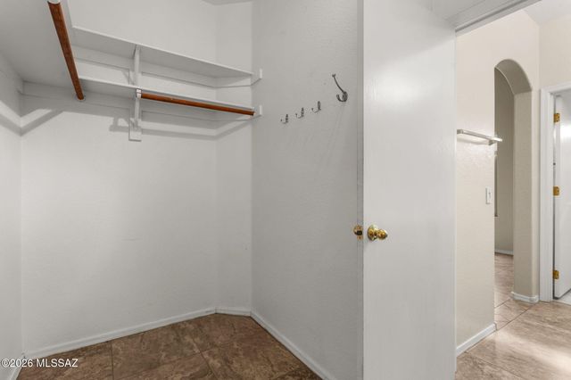 9533 N Englewood Drive, Tucson, AZ 85743