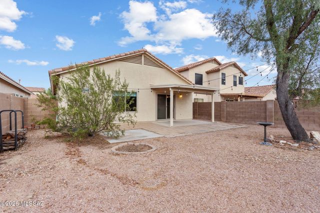 9533 N Englewood Drive, Tucson, AZ 85743