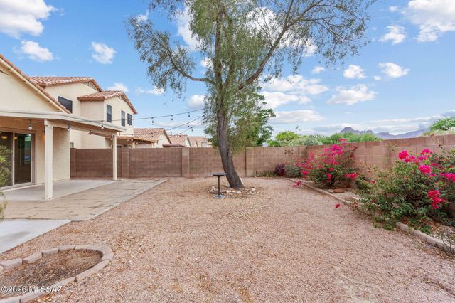 9533 N Englewood Drive, Tucson, AZ 85743