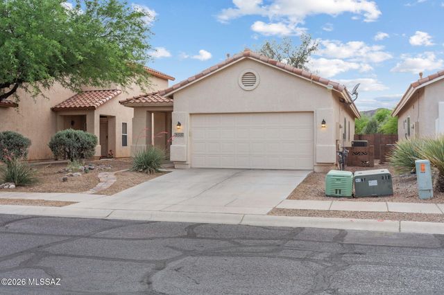9533 N Englewood Drive, Tucson, AZ 85743