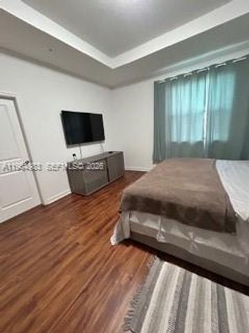 15927 SW 2nd Pl, Pembroke Pines, FL 33027