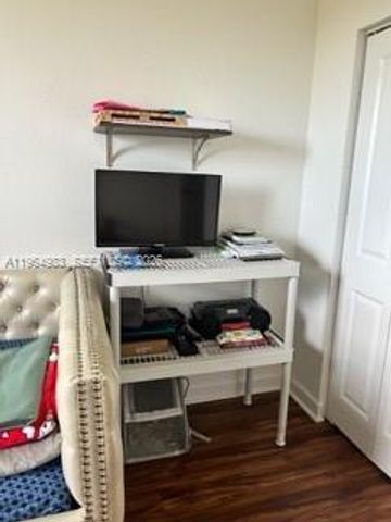 15927 SW 2nd Pl, Pembroke Pines, FL 33027