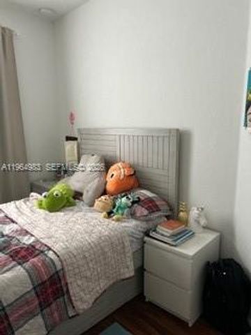 15927 SW 2nd Pl, Pembroke Pines, FL 33027