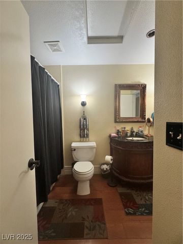 698 South Racetrack Road 724, Henderson, NV 89015