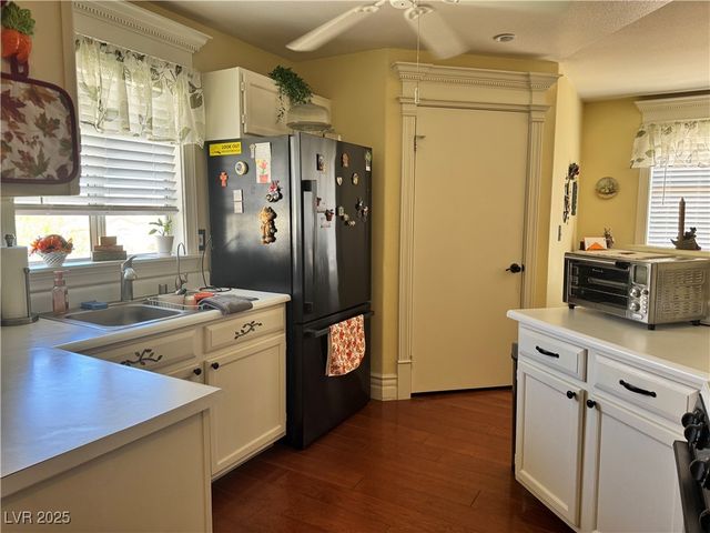 698 South Racetrack Road 724, Henderson, NV 89015