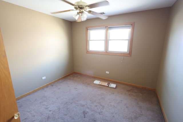 9823 Linn Avenue 3, Schiller Park, IL 60176