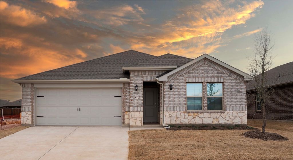 3916 Limestone Bluff Drive, Celina, TX 75009