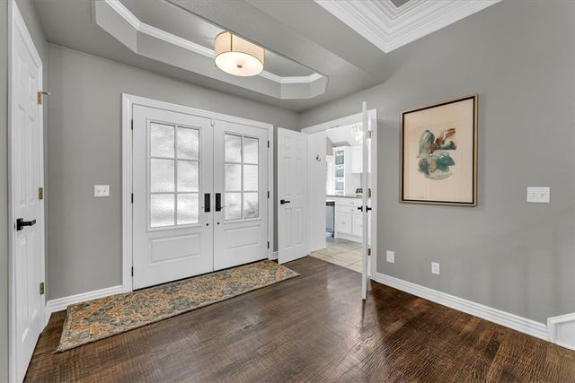 2911 N Charleston Xing, Fayetteville, AR 72703