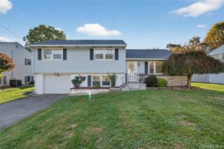 223 Margo Street, New Windsor, NY 12553