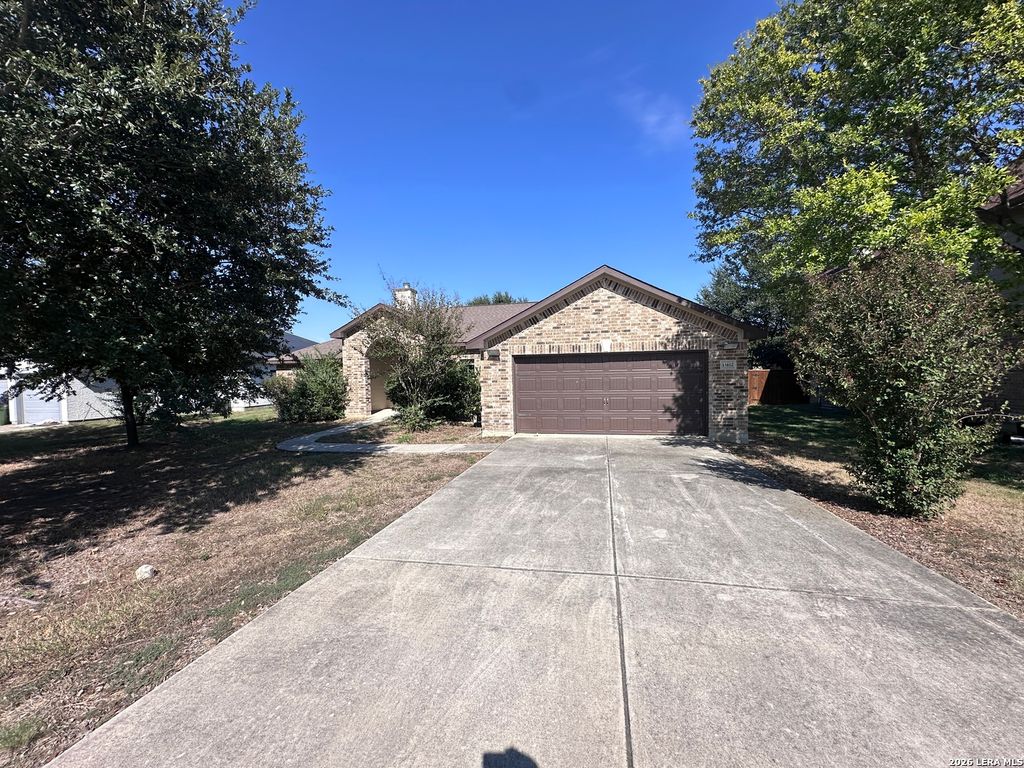 15612 ECHO LN, Selma, TX 78154