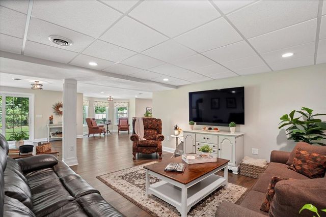 315 Sylvan Lane, Manchester, NH 03102