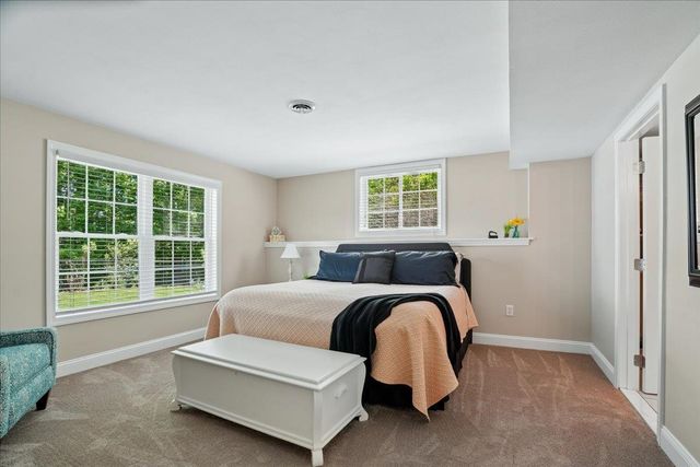315 Sylvan Lane, Manchester, NH 03102