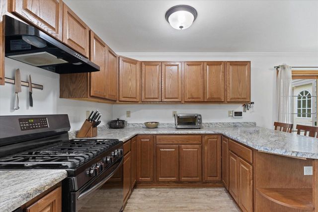 W244N4501 Swan ROAD, Pewaukee, WI 53072