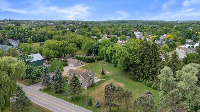 W244N4501 Swan ROAD, Pewaukee, WI 53072