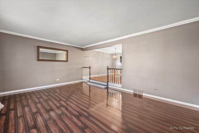 613 Glenn Court, Schaumburg, IL 60193
