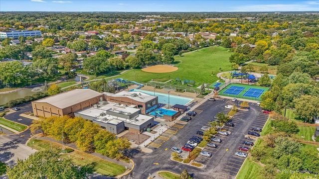 613 Glenn Court, Schaumburg, IL 60193