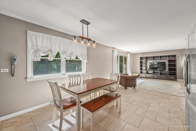 613 Glenn Court, Schaumburg, IL 60193