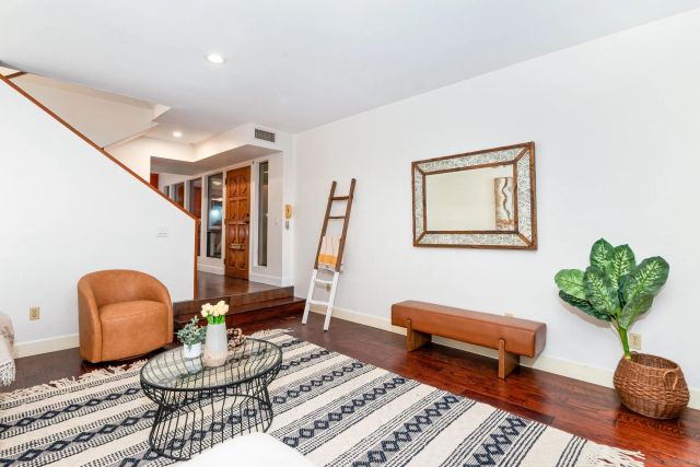 1027 Essex St B, San Diego, CA 92103